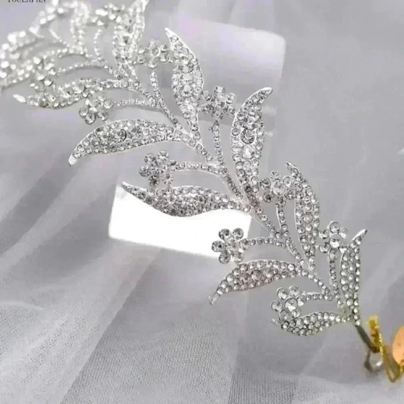 Floral Leaf Crystal Bride Wed Fairy Rhinestone Tiara - Picture 8 of 9
